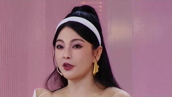 出轨女明星图片_杨幂刘恺威夜光剧本事件_娱乐圈明星出轨事件